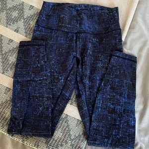 Lululemon Wunder under leggings